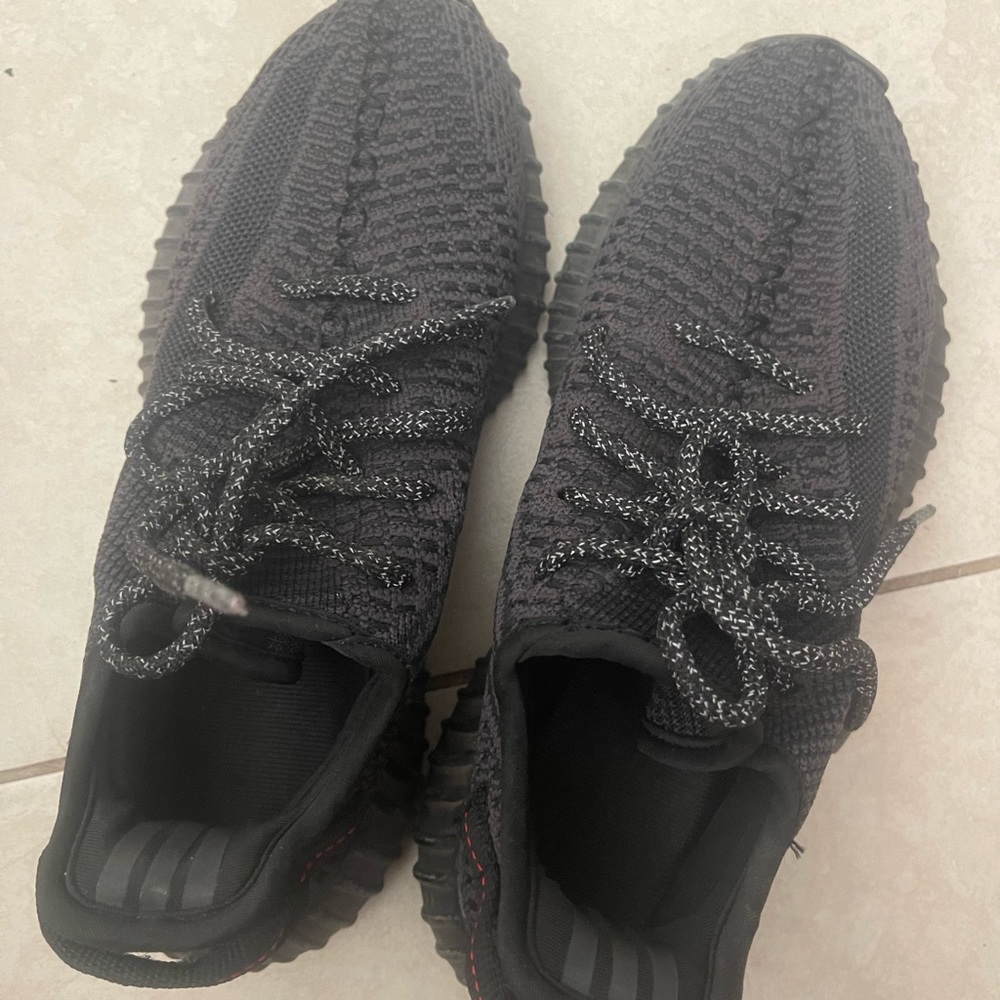 Yeezy Adidas